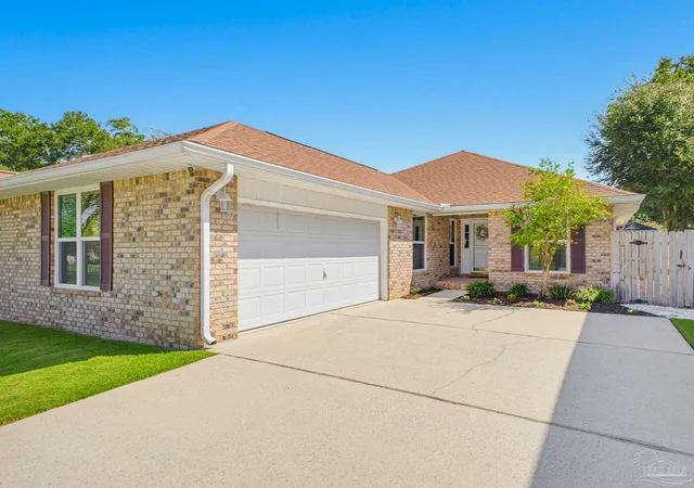 Photo 1 of Single family home for sale at 6534 Rambler Dr, Pensacola, FL 32505 | MLS# 689085 | Listing updated on 2026-10-18