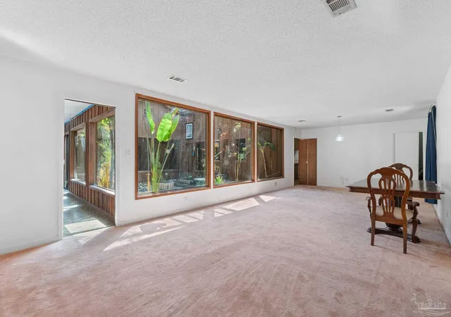 Photo 4 of Single family home for sale at 721 Tanglewood Dr, Pensacola, FL 32503 | MLS# 688810 | Listing updated on 2026-10-05
