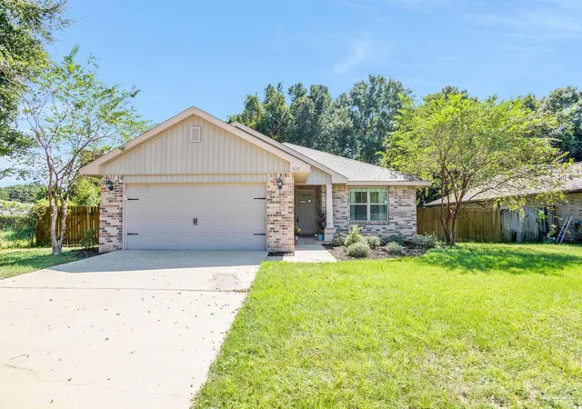 Photo 1 of Single family home for sale at 5635 Tucker Cir, Milton, FL 32571 | MLS# 689732 | Listing updated on 2026-10-18
