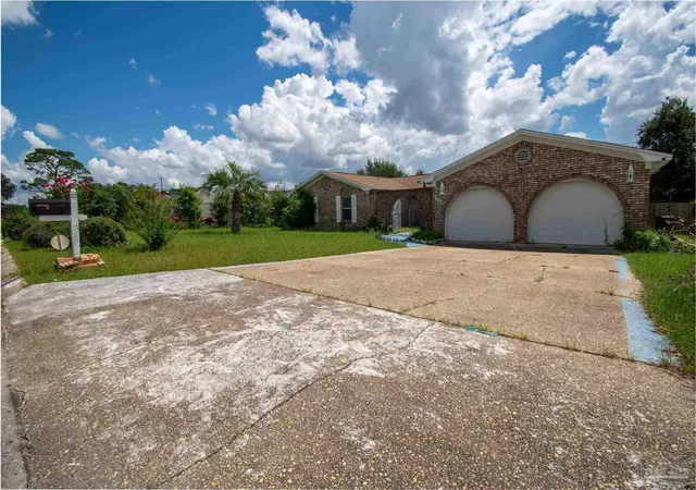 Photo 31 of Single family home for sale at 2531 Tomlinson Rd, Pensacola, FL 32526 | MLS# 688709 | Listing updated on 2026-09-16