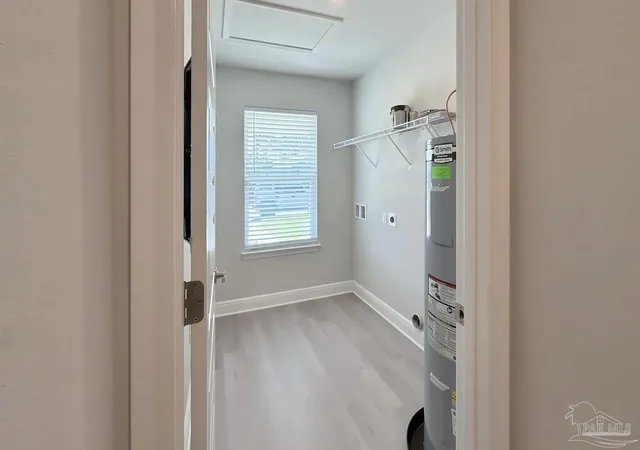 Photo 4 of Single family home for sale at 4964 Muldoon Pointe Rd, Pensacola, FL 32526 | MLS# 690113 | Listing updated on 2026-10-13