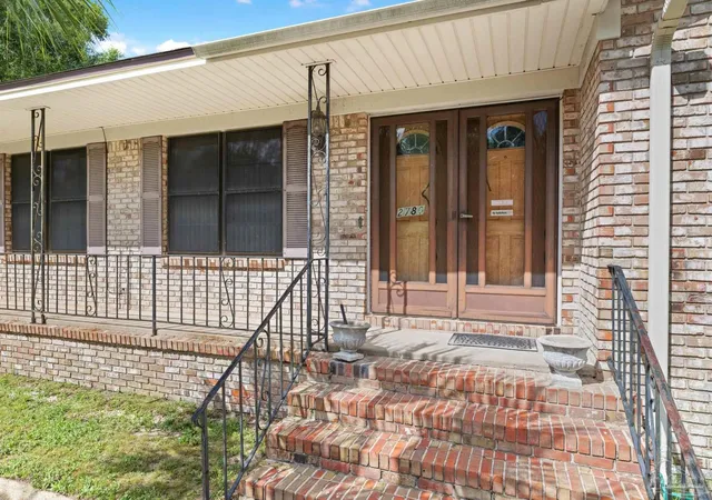 Photo 3 of Single family home for sale at 2780 Bayou Blvd, Pensacola, FL 32503 | MLS# 688798 | Listing updated on 2026-09-27