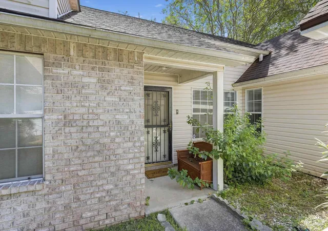 Photo 2 of Single family home for sale at 377 Mirabelle Dr, Pensacola, FL 32514 | MLS# 689401 | Listing updated on 2026-10-03