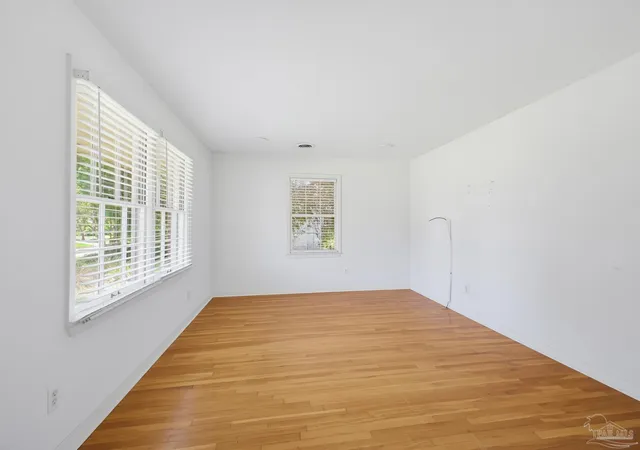 Photo 3 of Single family home for sale at 3551 Bonner Rd, Pensacola, FL 32503 | MLS# 689641 | Listing updated on 2026-09-30