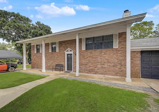 Photo 1 of Single family home for sale at 7807 Bay Meadows Ct, Pensacola, FL 32507 | MLS# 688953 | Listing updated on 2026-09-23