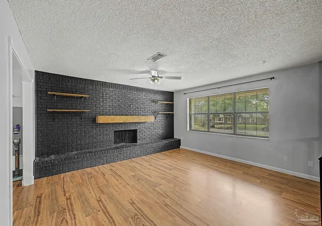 Photo 3 of Single family home for sale at 7807 Bay Meadows Ct, Pensacola, FL 32507 | MLS# 688953 | Listing updated on 2026-09-23