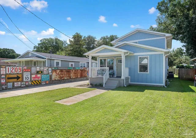 Photo 2 of Single family home for sale at 1211 E Baars St, Pensacola, FL 32503 | MLS# 688384 | Listing updated on 2026-09-04