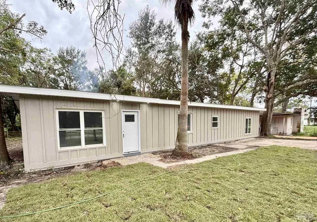 Photo 2 of Single family home for sale at 3164 Atlas Dr, Milton, FL 32583 | MLS# 690083 | Listing updated on 2026-10-09