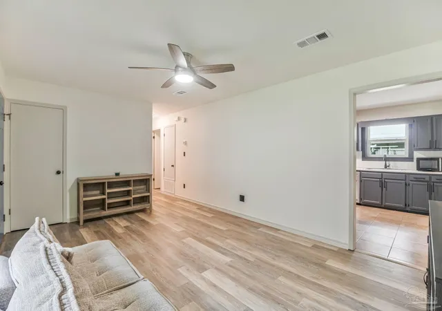 Photo 3 of Sale Pending at 10101 Holsberry Rd, Pensacola, FL 32534 | MLS# 687799 | Listing updated on 2026-10-05