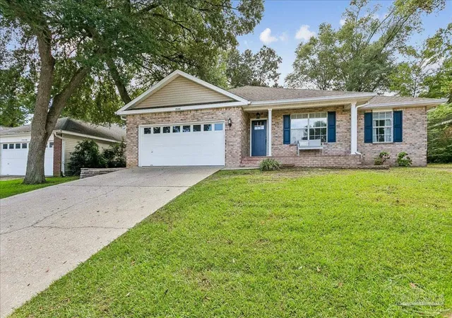 Photo 1 of Single family home for sale at 10144 Crst Ridge Dr, Pensacola, FL 32514 | MLS# 689896 | Listing updated on 2026-10-04