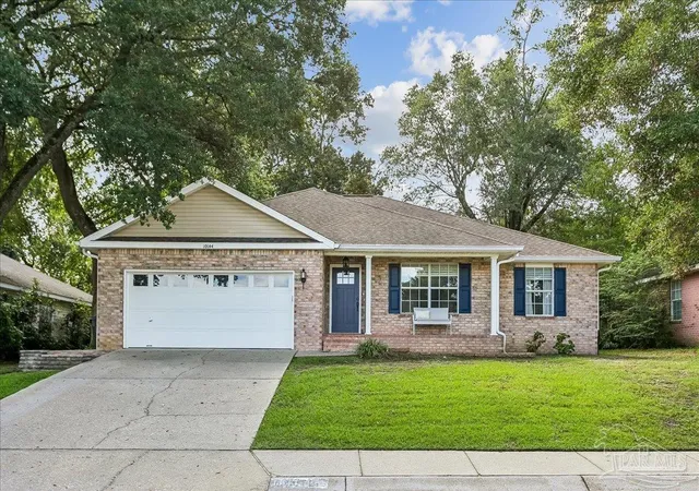 Photo 2 of Single family home for sale at 10144 Crst Ridge Dr, Pensacola, FL 32514 | MLS# 689896 | Listing updated on 2026-10-04