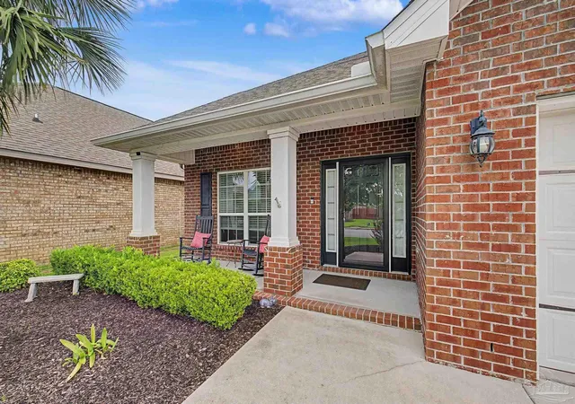 Photo 45 of Single family home for sale at 1718 Waterford Sound Blvd, Gulf Breeze, FL 32563 | MLS# 688693 | Listing updated on 2026-10-07