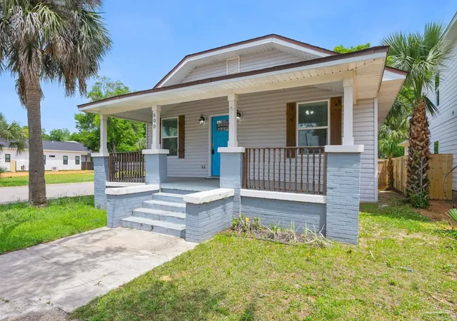 Photo 2 of Single family home for sale at 600 E Brainerd St, Pensacola, FL 32503 | MLS# 688694 | Listing updated on 2026-09-08