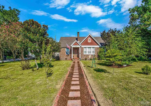 Photo 1 of Single family home for sale at 2090 N 19th Avenue, Pensacola, FL 32503 | MLS# 689242 | Listing updated on 2026-10-20