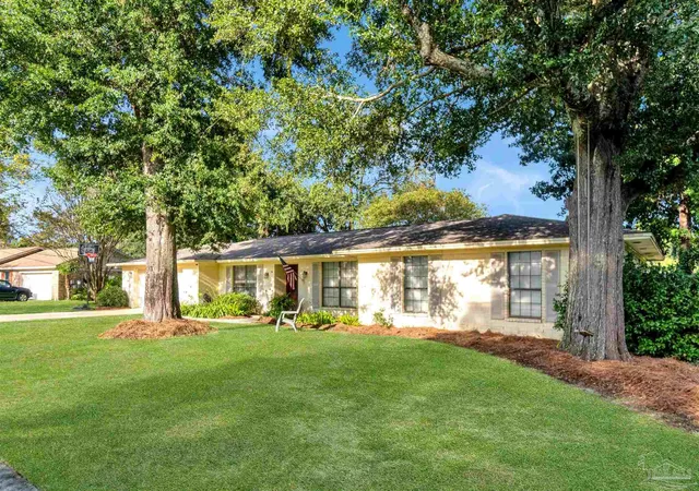 Photo 2 of Single family home for sale at 4485 Mcclellan Rd, Pensacola, FL 32503 | MLS# 689639 | Listing updated on 2026-10-06