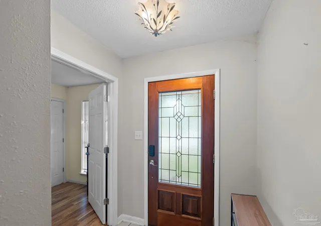 Photo 3 of Single family home for sale at 1080 Farmington Rd, Pensacola, FL 32504 | MLS# 688825 | Listing updated on 2026-09-23