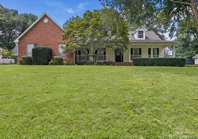 Photo 1 of Single family home for sale at 1427 Glenmore Dr, Cantonment, FL 32533 | MLS# 688597 | Listing updated on 2026-09-12