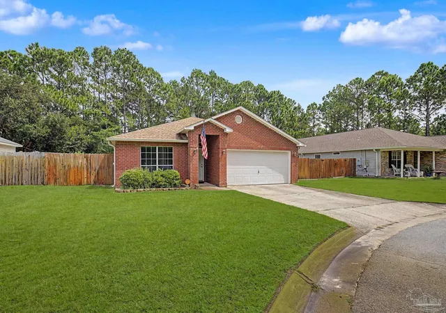 Photo 3 of Single family home for sale at 6495 Heronwalk Dr, Gulf Breeze, FL 32563 | MLS# 688605 | Listing updated on 2026-09-05