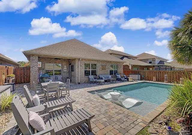 Photo 2 of Single family home for sale at 1693 Waterford Sound Blvd, Gulf Breeze, FL 32563 | MLS# 688578 | Listing updated on 2026-09-14