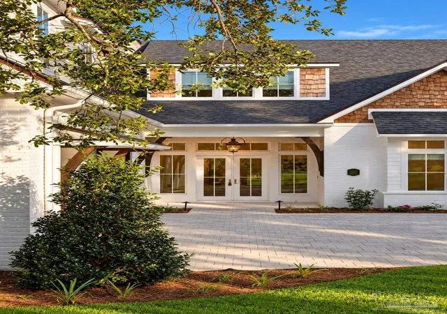 Photo 3 of Mansion for sale at 1815 N 11th Avenue, Pensacola, FL 32503 | MLS# 687948 | Listing updated on 2026-10-13