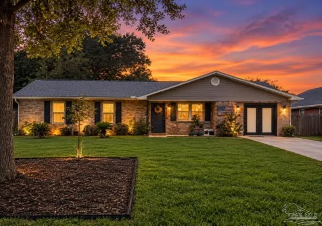 Photo 1 of Single family home for sale at 7911 Stallworth Ln, Pensacola, FL 32526 | MLS# 689208 | Listing updated on 2026-10-03