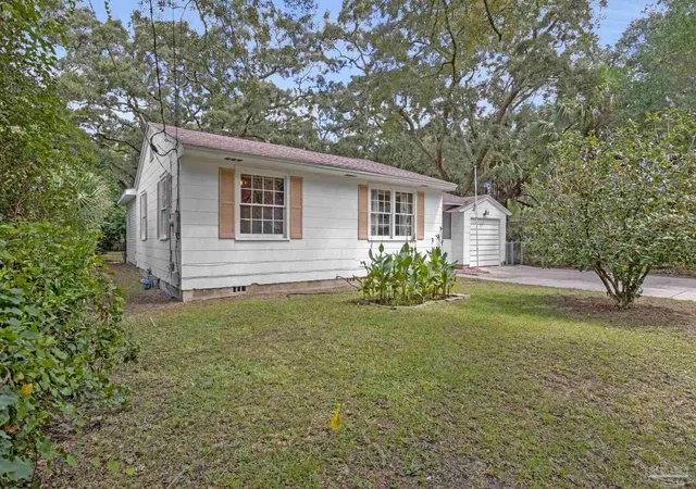 Photo 2 of Single family home for sale at 12 Dewitt Dr, Pensacola, FL 32507 | MLS# 688409 | Listing updated on 2026-09-02