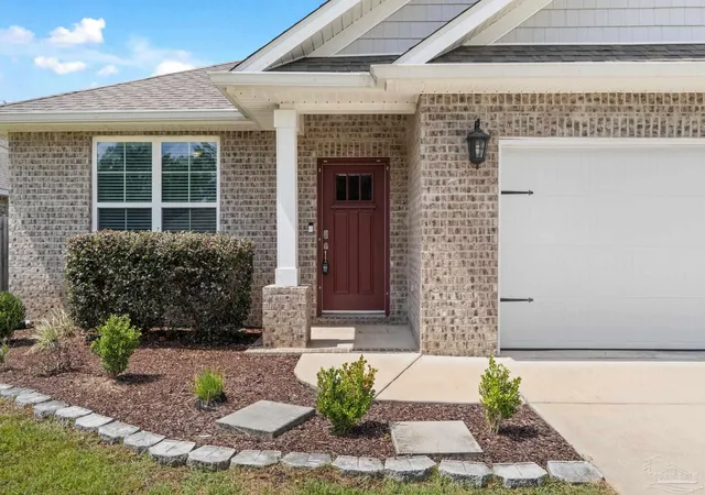 Photo 3 of Single family home for sale at 5569 Caden Ct, Milton, FL 32571 | MLS# 689237 | Listing updated on 2026-09-29