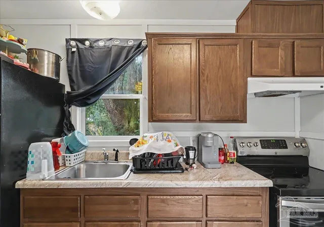 Photo 4 of Manufactured home for sale at 6812 Rolling Hills Rd, Pensacola, FL 32505 | MLS# 688778 | Listing updated on 2026-09-11