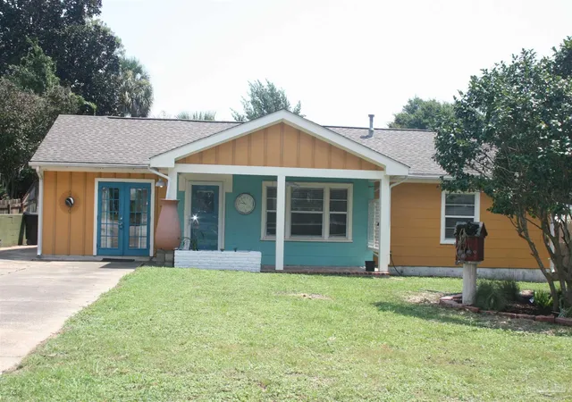 Photo 1 of Single family home for sale at 416 N 14th Avenue, Pensacola, FL 32501 | MLS# 688557 | Listing updated on 2026-09-10
