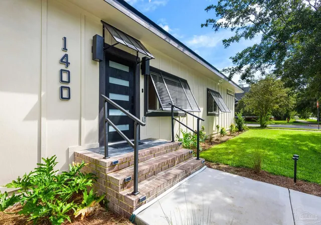 Photo 2 of Single family home for sale at 1400 Cypress St, Pensacola, FL 32502 | MLS# 688599 | Listing updated on 2026-09-11