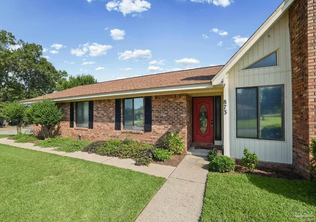 Photo 4 of Single family home for sale at 873 Valley Ridge Cir, Pensacola, FL 32514 | MLS# 689430 | Listing updated on 2026-10-16