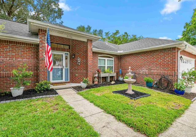 Photo 30 of Single family home for sale at 6330 Summer Lakes Ct, Pensacola, FL 32504 | MLS# 687993 | Listing updated on 2026-09-01