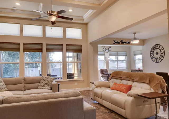 Photo 2 of Single family home for sale at 6015 Alder Ave, Pensacola, FL 32526 | MLS# 689222 | Listing updated on 2026-10-02