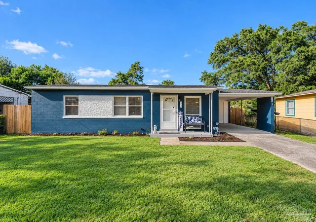 Photo 1 of Single family home for sale at 5520 Mayfair Dr, Pensacola, FL 32506 | MLS# 689654 | Listing updated on 2026-10-05