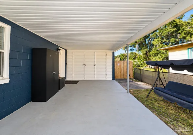Photo 4 of Single family home for sale at 5520 Mayfair Dr, Pensacola, FL 32506 | MLS# 689654 | Listing updated on 2026-10-05