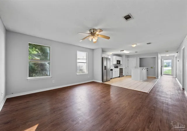 Photo 2 of Single family home for sale at 1089 Antigua Cir, Pensacola, FL 32506 | MLS# 689212 | Listing updated on 2026-09-25