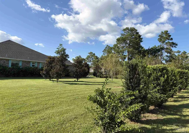 Photo 3 of Single family home for sale at 500 Tournament Ln, Freeport, FL 32439 | MLS# 689434 | Listing updated on 2026-09-24