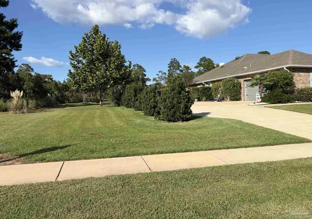 Photo 4 of Single family home for sale at 500 Tournament Ln, Freeport, FL 32439 | MLS# 689434 | Listing updated on 2026-09-24