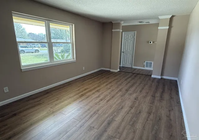 Photo 4 of Single family home for sale at 7845 Le Jeune Dr, Pensacola, FL 32514 | MLS# 689272 | Listing updated on 2026-10-14