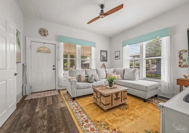 Photo 2 of Single family home for sale at 1220 E Cervantes, Pensacola, FL 32501 | MLS# 688874 | Listing updated on 2026-09-12