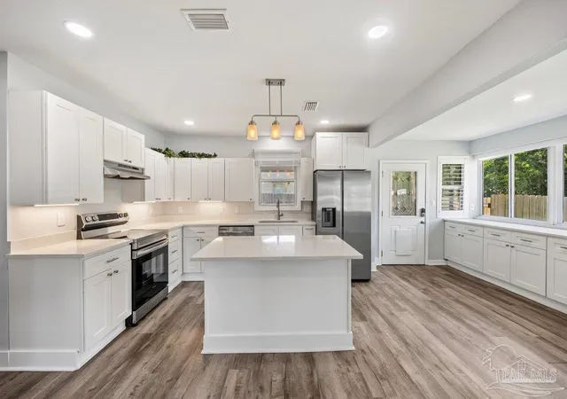 Photo 1 of Single family home for sale at 2931 N 15th Avenue, Pensacola, FL 32503 | MLS# 688347 | Listing updated on 2026-09-04