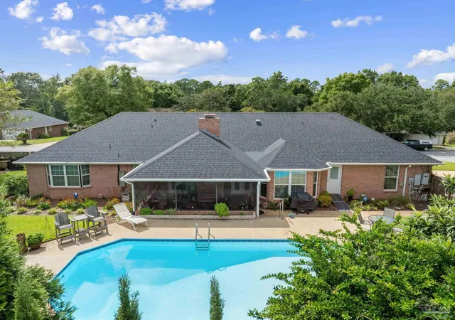 Photo 2 of Single family home for sale at 860 Copper Ridge Dr, Cantonment, FL 32533 | MLS# 688471 | Listing updated on 2026-09-11