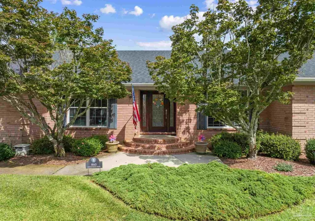 Photo 3 of Single family home for sale at 860 Copper Ridge Dr, Cantonment, FL 32533 | MLS# 688471 | Listing updated on 2026-10-05