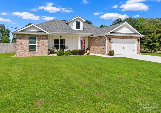 Photo 2 of Single family home for sale at 8278 Tortuga St, Navarre, FL 32566 | MLS# 689898 | Listing updated on 2026-10-05