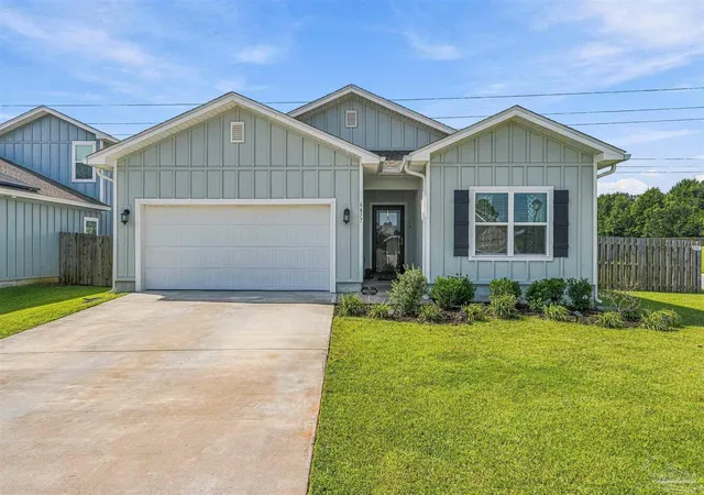 Photo 3 of Single family home for sale at 6677 Paso Fino Dr, Pensacola, FL 32526 | MLS# 689629 | Listing updated on 2026-10-13