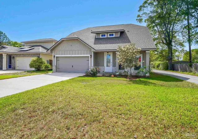 Photo 1 of Single family home for sale at 61 5th Street, Shalimar, FL 32579 | MLS# 688695 | Listing updated on 2026-10-15