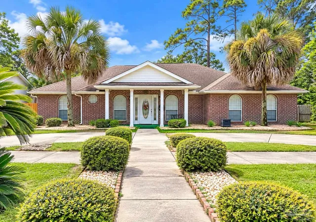 Single family home for sale at 815 W Moreno St, Pensacola, FL 32501 | MLS# 690030