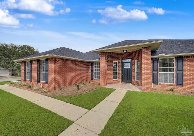 Photo 2 of Single family home for sale at 2216 Blue Lake Dr, Pensacola, FL 32506 | MLS# 688954 | Listing updated on 2026-10-22