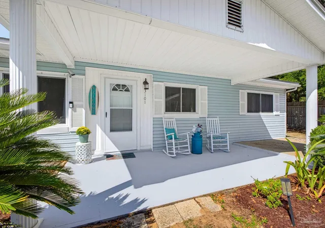 Photo 2 of Single family home for sale at 3101 Donley St, Pensacola, FL 32526 | MLS# 689696 | Listing updated on 2026-10-07