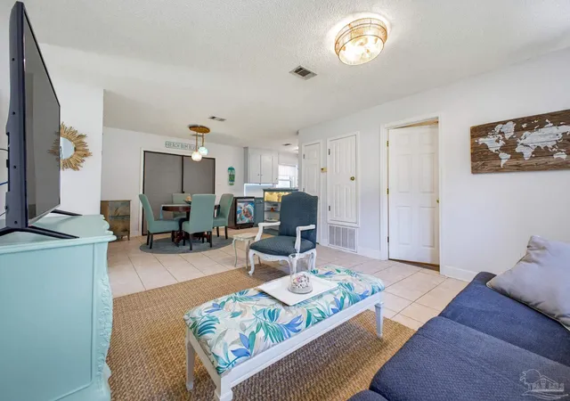 Photo 3 of Single family home for sale at 3101 Donley St, Pensacola, FL 32526 | MLS# 689696 | Listing updated on 2026-10-07